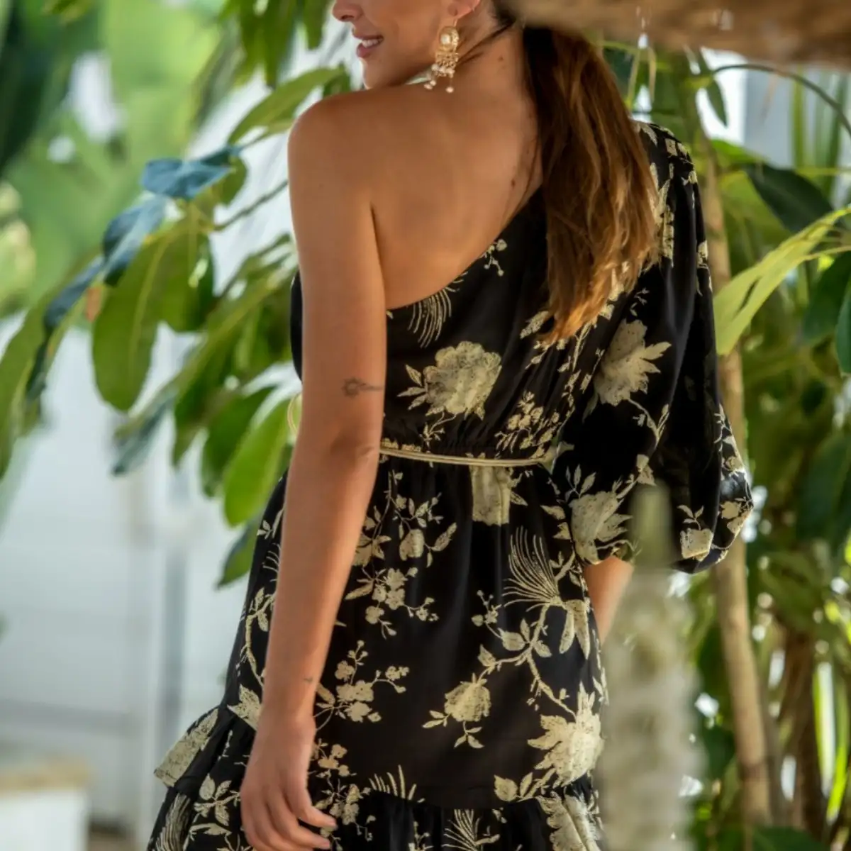 ROBE KAVALA CORTO