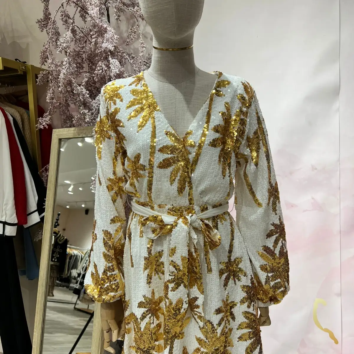 ROBE BLANCHE PALMIER DORE